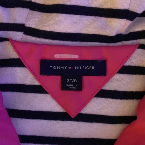 Kids Tommy Hilfiger Rain Jacket | Size 3T/B | Colour Pink - Picture 5 of 6